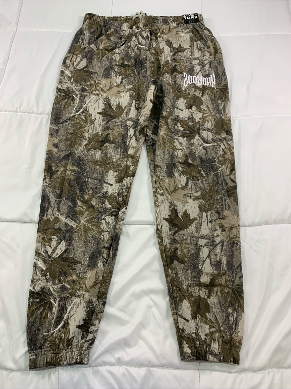 New zoo York jogging pants size L